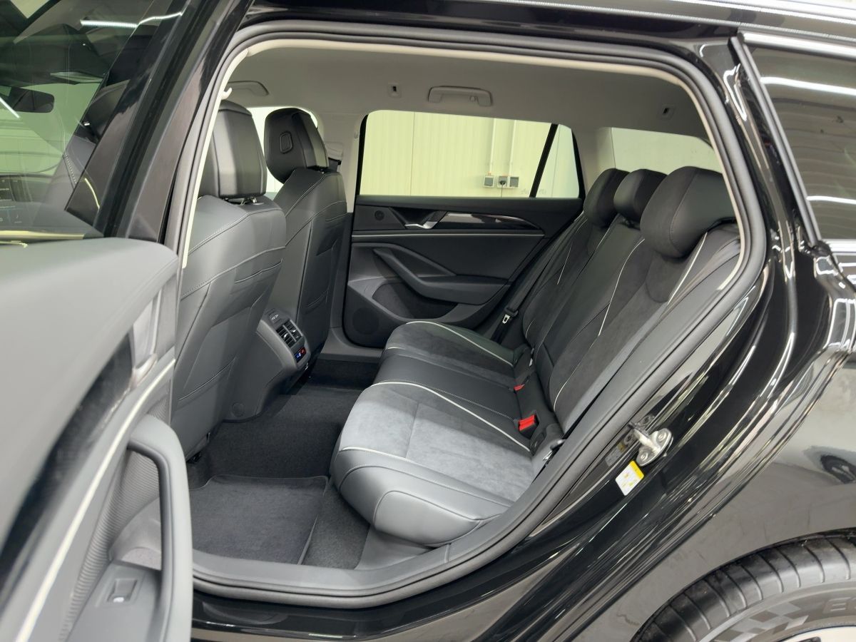 Volkswagen Passat Variant - Bild 9