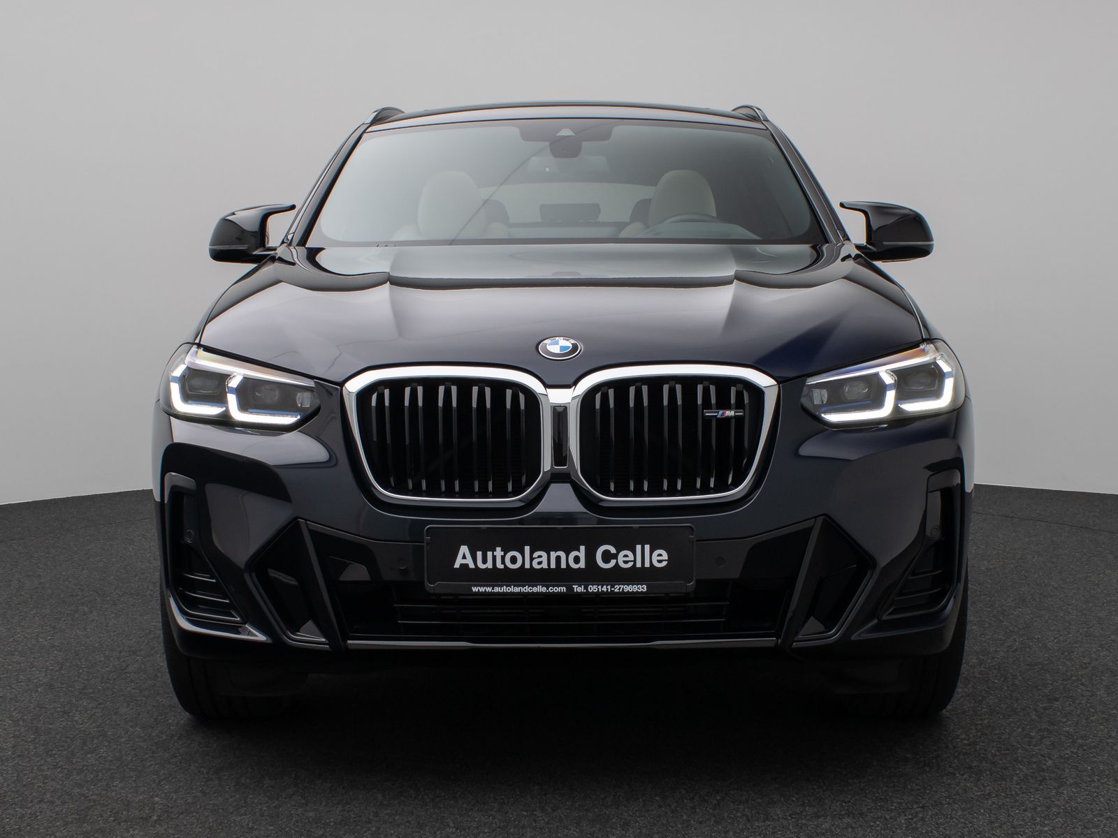 Fahrzeugabbildung BMW X4 M40i Panorama Laser Kamera HUD DAB HiFi AHK