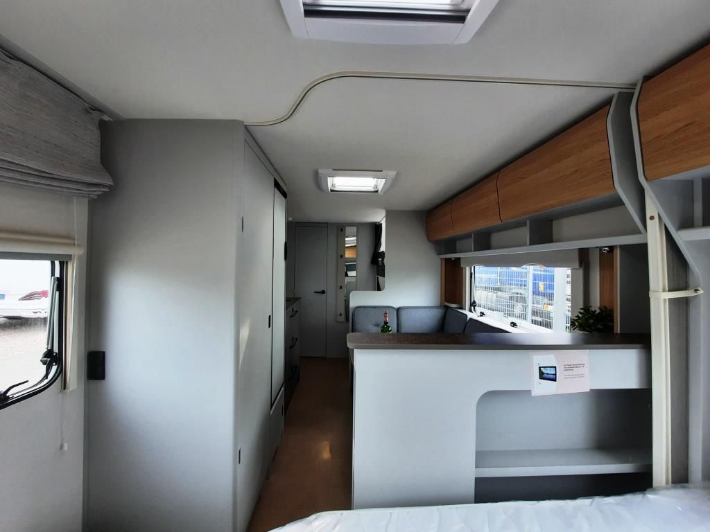 Fahrzeugabbildung Bürstner B66 560 TK Verfüg./Sparen Sie 4.630,- €