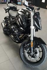 VOGE 500 R