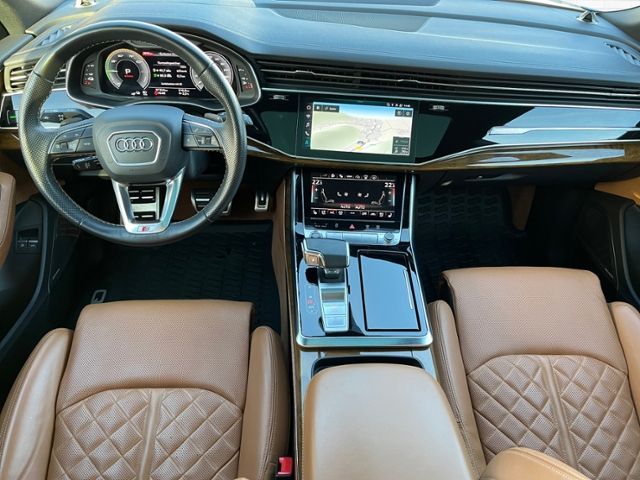 Fahrzeugabbildung Audi Q8 60 TFSIe quattro S line tiptronic KLIMA LED L