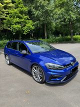 Volkswagen Golf 2.0 TSI DSG 4MOTION R Variant R - Volkswagen in Köln