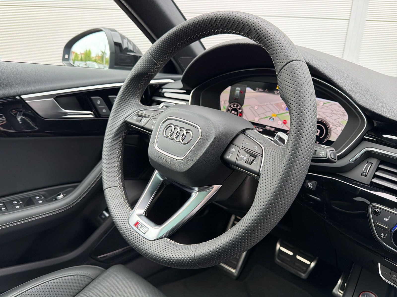 Audi RS4 Avant qu MATRIX PANO B&O RS-AGA AHK foto 15