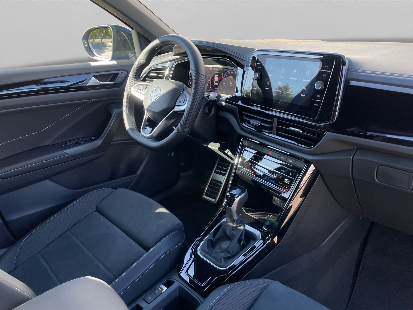 Volkswagen T-Roc - Bild 13