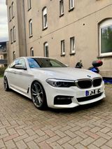 BMW 530e iPerformance |M-Paket|KW V3|H&R|8-Fach - BMW 530 in Bochum