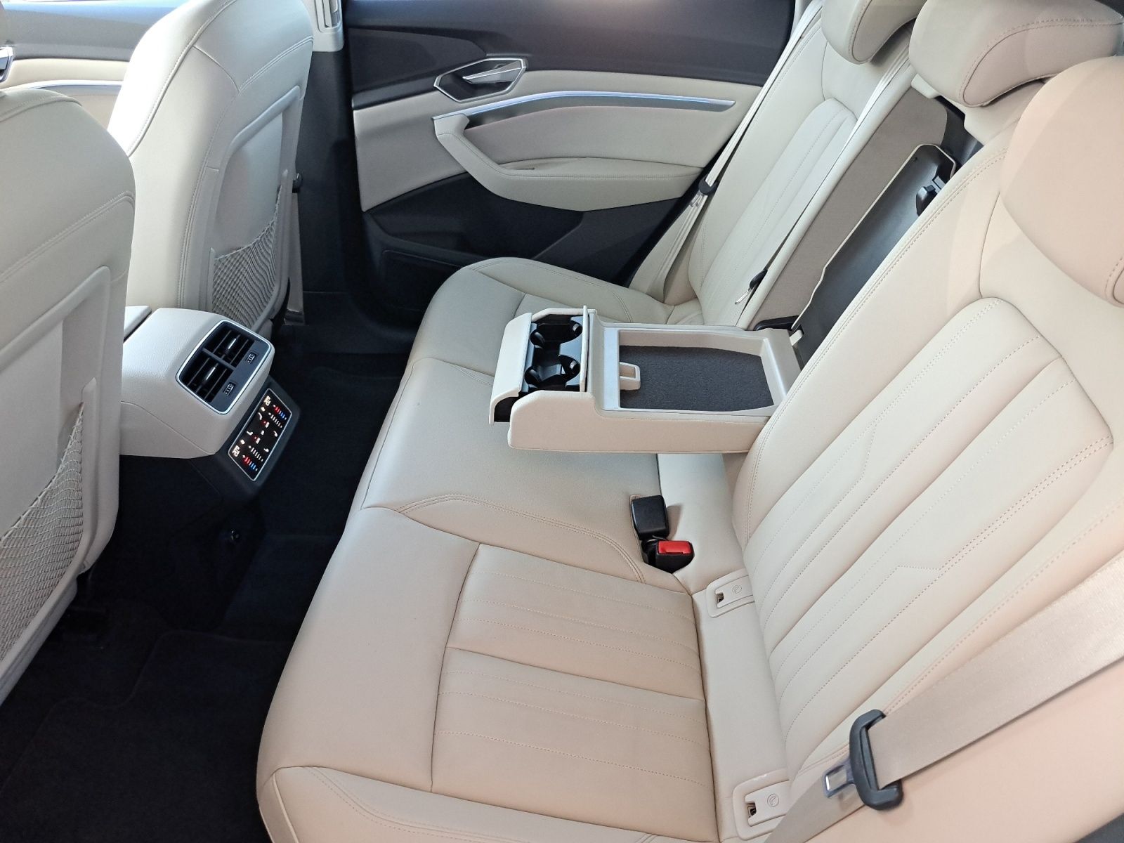 Audi e-tron - Bild 14