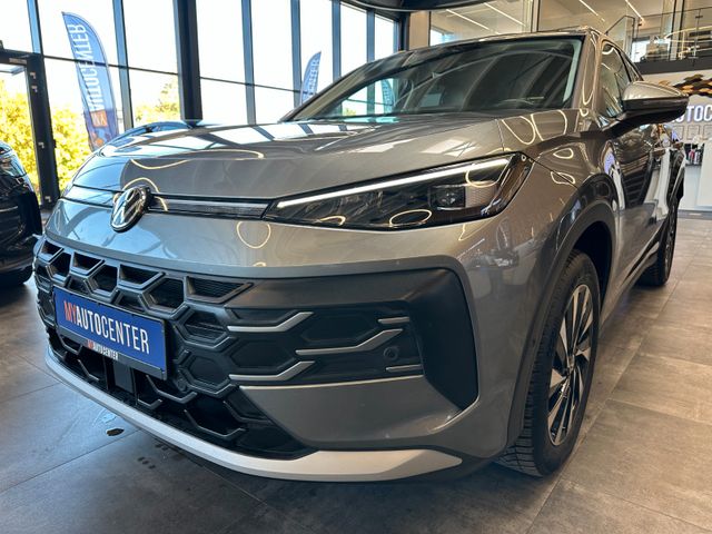 MYAUTOCENTER – Gebraucht- und Jahreswagen mit Werkstattservice in Pfaffenhofen Volkswagen T-Roc Style *1.HAND*19%MWST*ALCANTARA*CARPLAY*