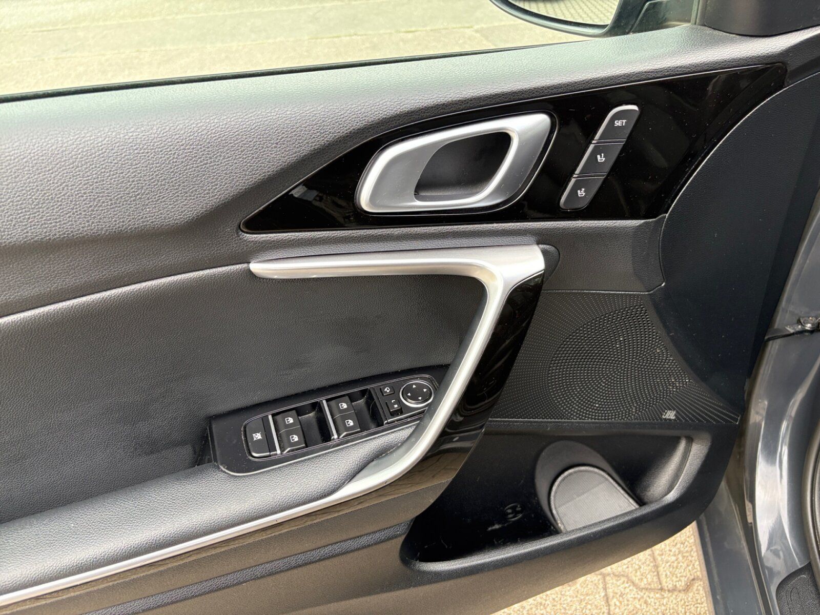 Fahrzeugabbildung Kia Ceed Sportswagon 1.6 CRDi DCT Platinum Edition