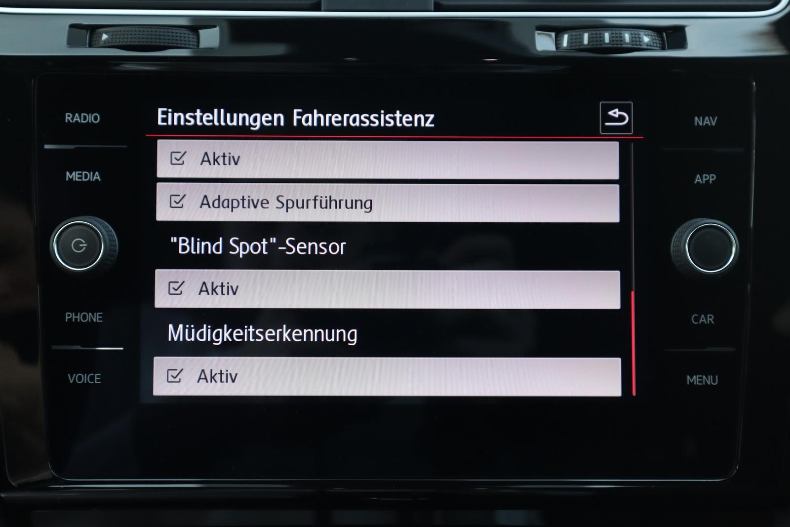 Volkswagen Golf VII 2.0 TSI GTI TCR LED Navi ACC Kamera USB