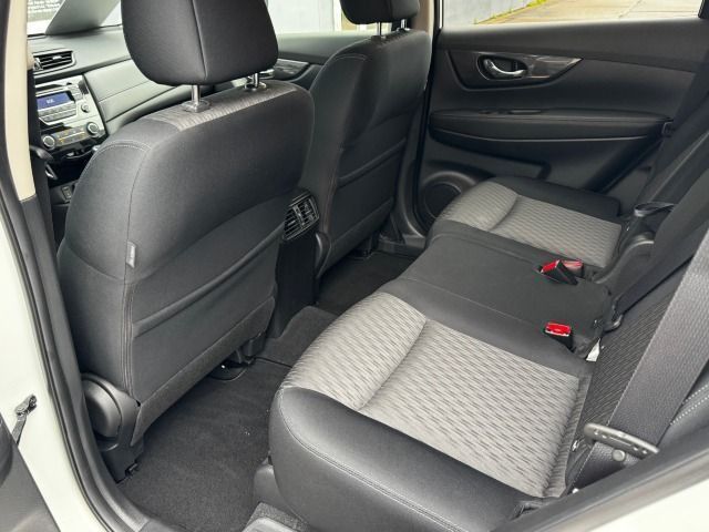 Fahrzeugabbildung Nissan X-Trail 1.3 DIG-T Klima*PDC*ALU*1.Hand