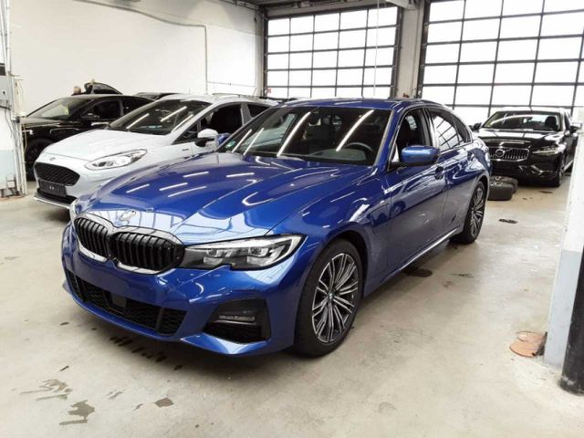 BMW 330 e M Sport*Live Cockpit*3D View*LED*Nav*Leder