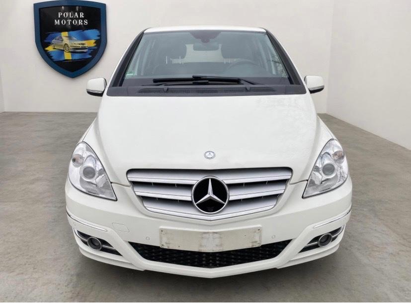 Mercedes-Benz B 180 Benziner*Navi*AHK*PDC*TÜV/AU NEU*