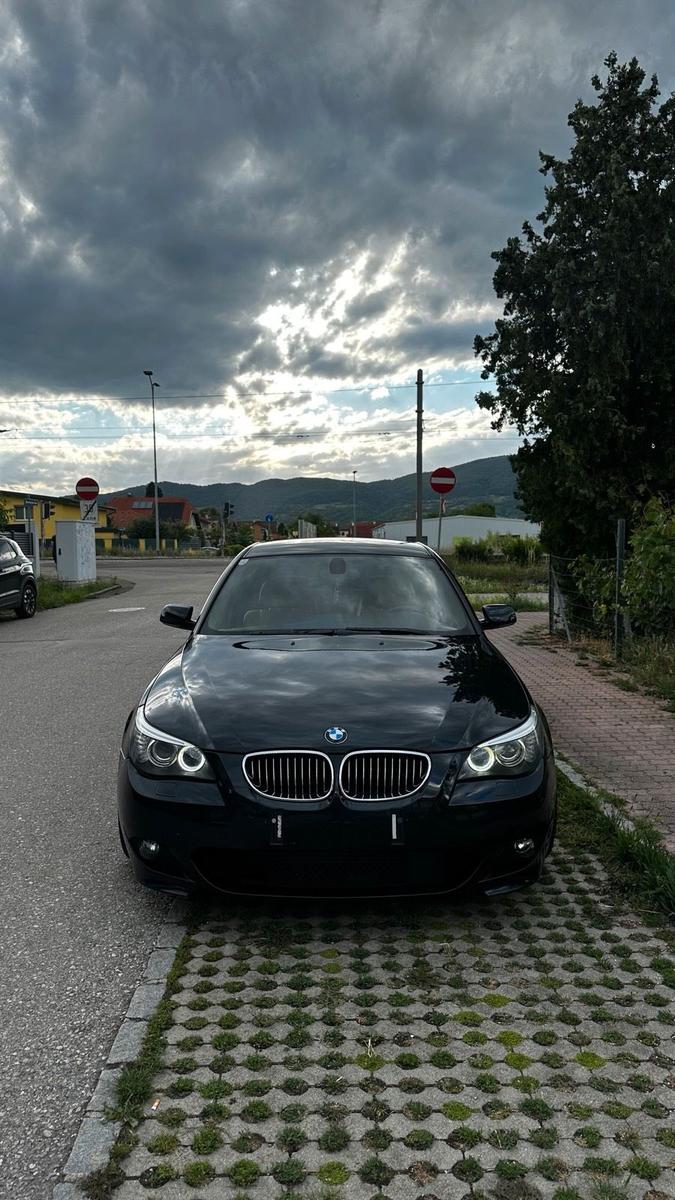 BMW 525
