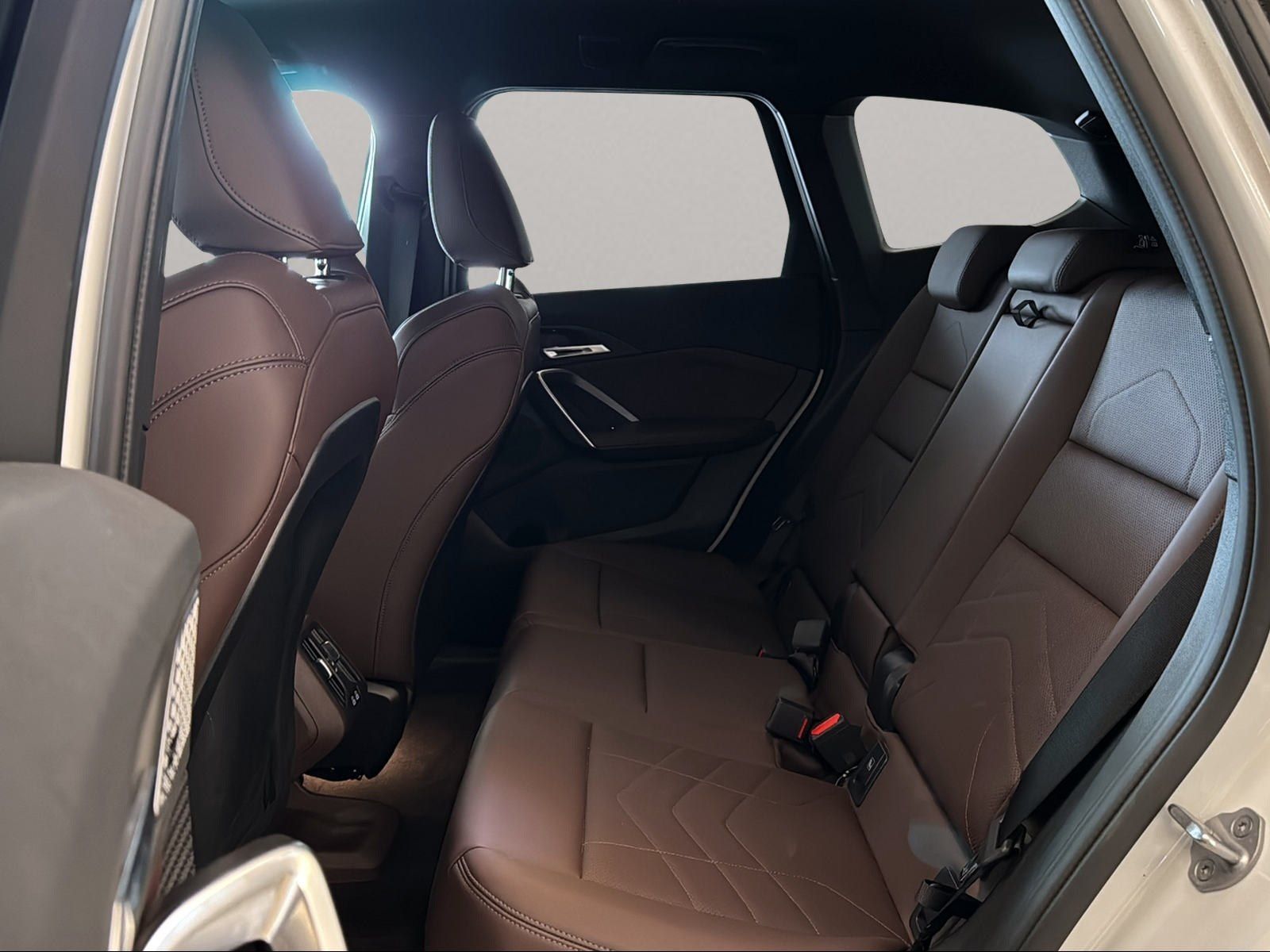BMW iX1 - Bild 9