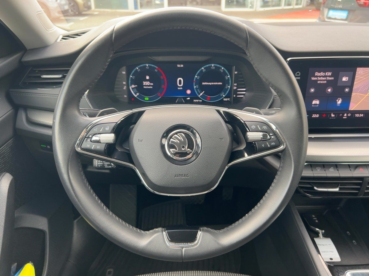 Skoda Octavia Combi Ambition 2.0 TDI DSG LED NAVI RFK foto 12