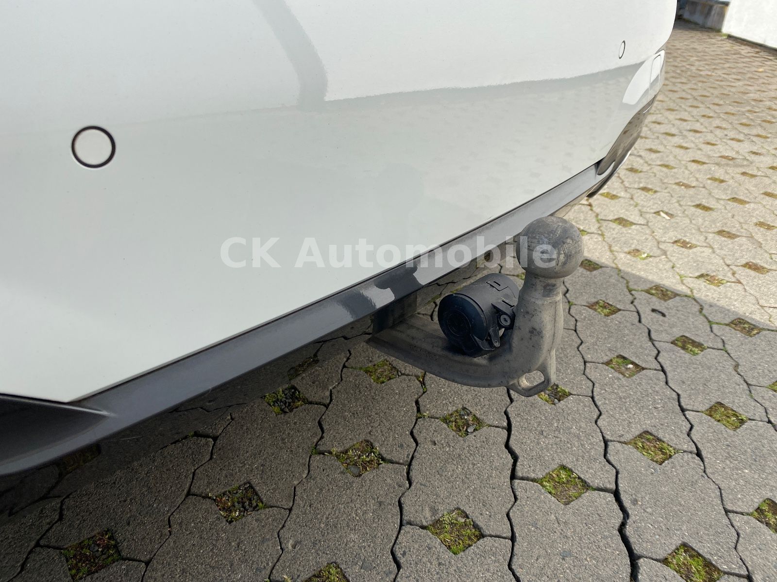Fahrzeugabbildung BMW 320d Lim. M-Sport/Shadow-Line/Navi/Leder/LED/Kam