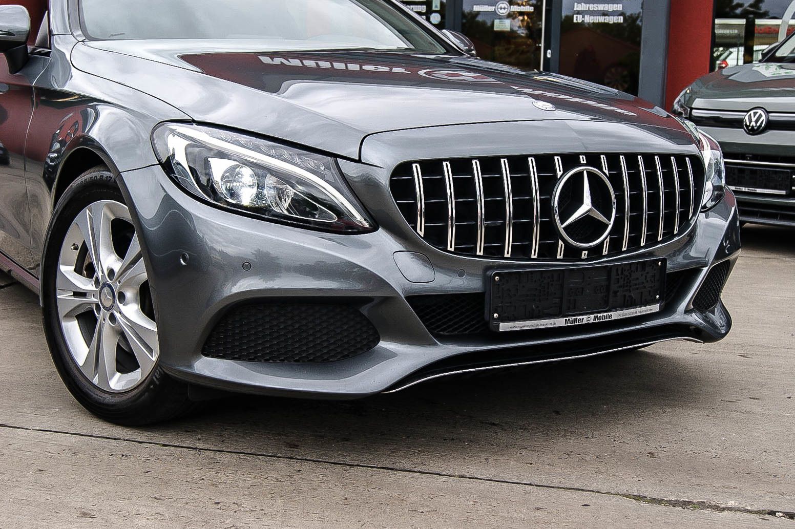 Fahrzeugabbildung Mercedes-Benz C 200 Coupe' Aut NAVIGATION PARKASSISTENT LEDER