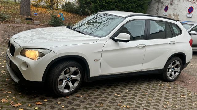 BMW Auto BMW X1