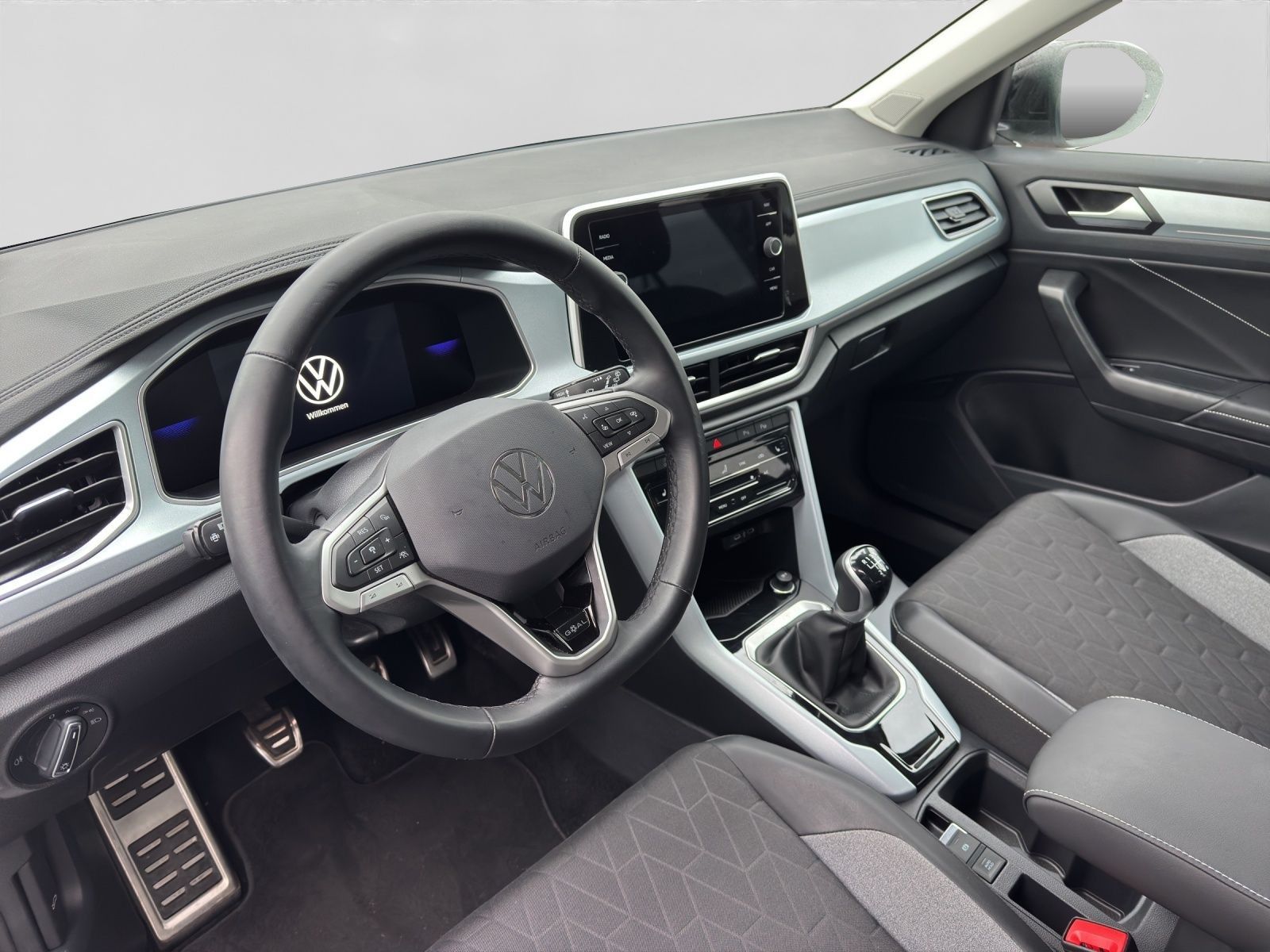 Volkswagen T-Roc - Bild 5