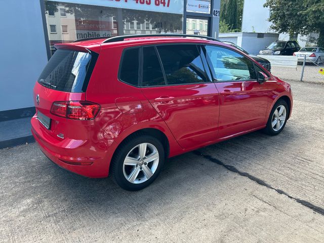 Fahrzeugabbildung Volkswagen Golf Sportsvan VII+NaviZB+Klima+Allwetter LM+