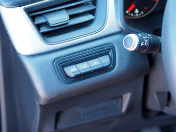 Bild 9 Renault Captur Voll LED NAVI DAB Klimaauto