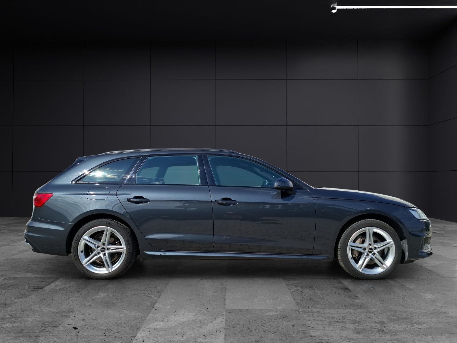 Fahrzeugabbildung Audi A4 Avant 40 TDI advanced quattro S-tronic Navi A