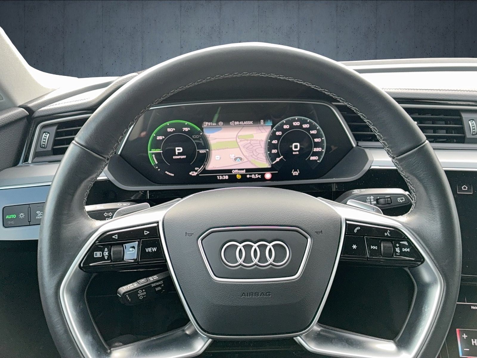 Audi Q8 e-tron - Bild 11