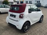 Smart fortwo cabrio Brabus Kamera JBL Leder weiß-rot - Smart: Weiß
