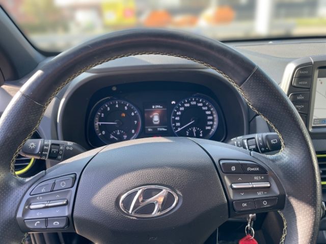 Fahrzeugabbildung Hyundai KONA Style 2WD 1.0 T-GDI Navi,RFK,LED,ALU,Klimaa