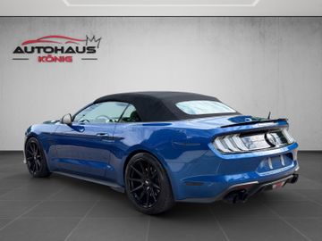 Ford Mustang - 3