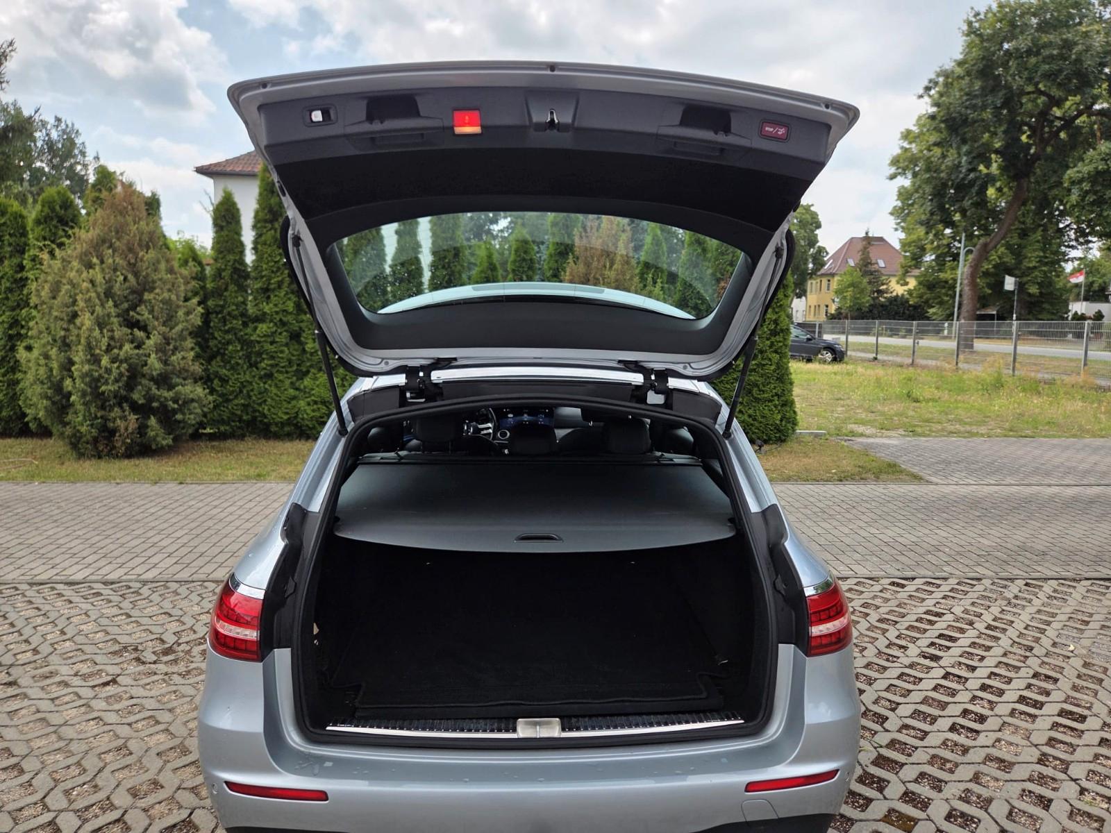 Mercedes-Benz E-Class E T-Modell E 400 d 4Matic AMG, миниатюра 24