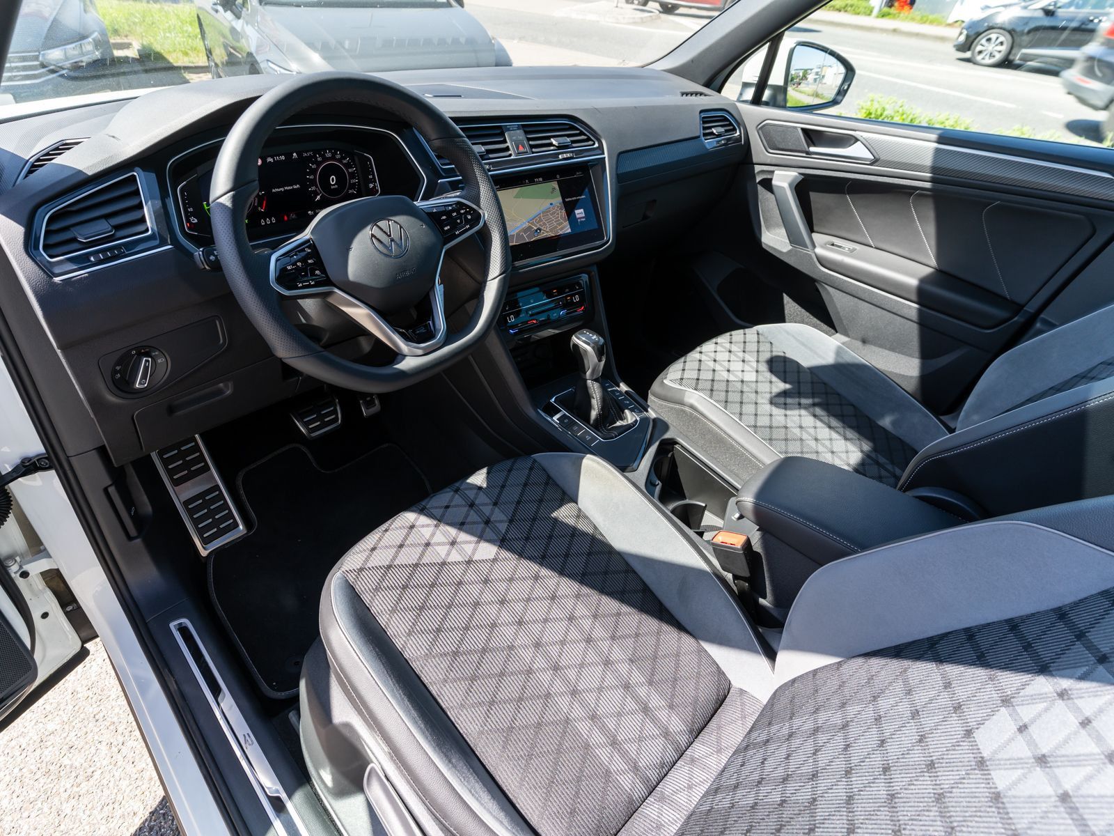 Volkswagen Tiguan - Bild 12