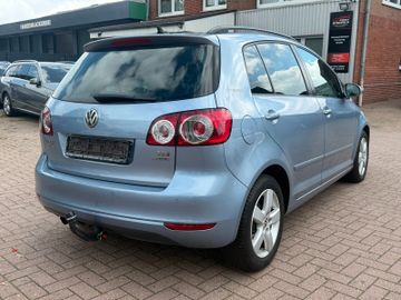 Volkswagen Golf - 6