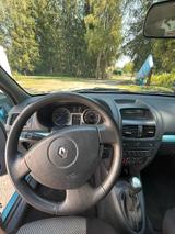 Renault Clio 1.2 16V Expression Expression - Renault Clio aus 2002: 1.2