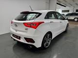Hyundai i30 Turbo 1.6 TGDI+KAMERA+KEYLESS+NAVI+BI-XENON - Hyundai i30: Turbo