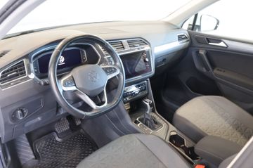 Volkswagen Tiguan - 9