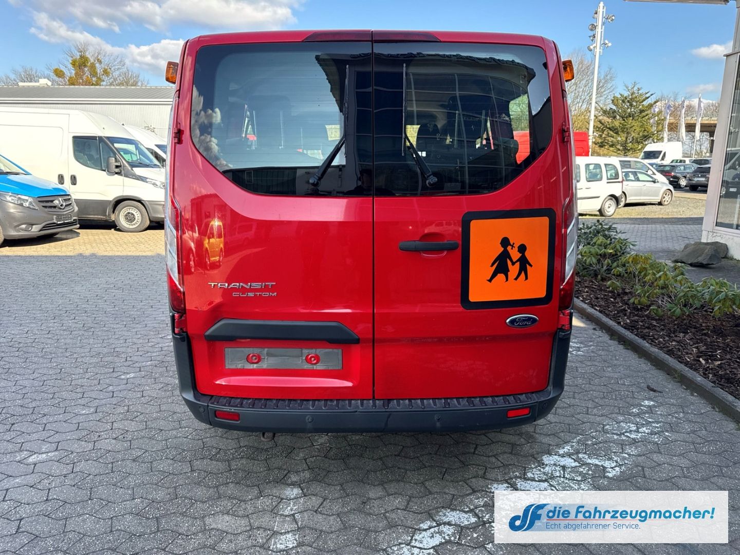 Fahrzeugabbildung Ford Transit Custom Kombi 300 L1 2.2 TDCi *1855