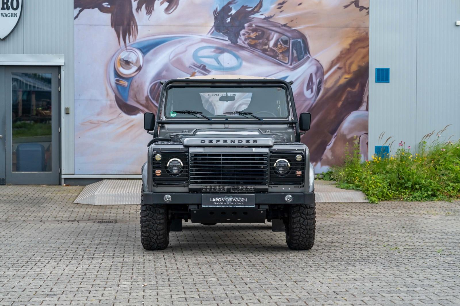 Land Rover Defender 2.4 TD 90SW S / 4. Pers. Cabrio