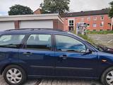Ford Focus Mk1 Kombi  1,6 - Ford Focus aus 2003: Kombi