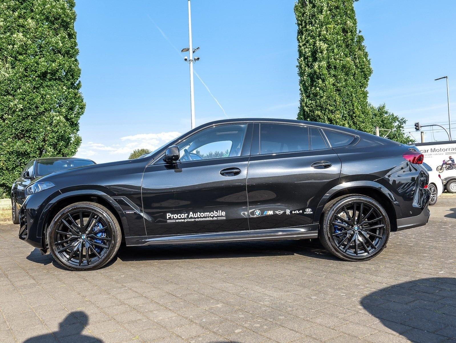 BMW X6 M60i xDrive PANO ACC RFK NAVI LED LM