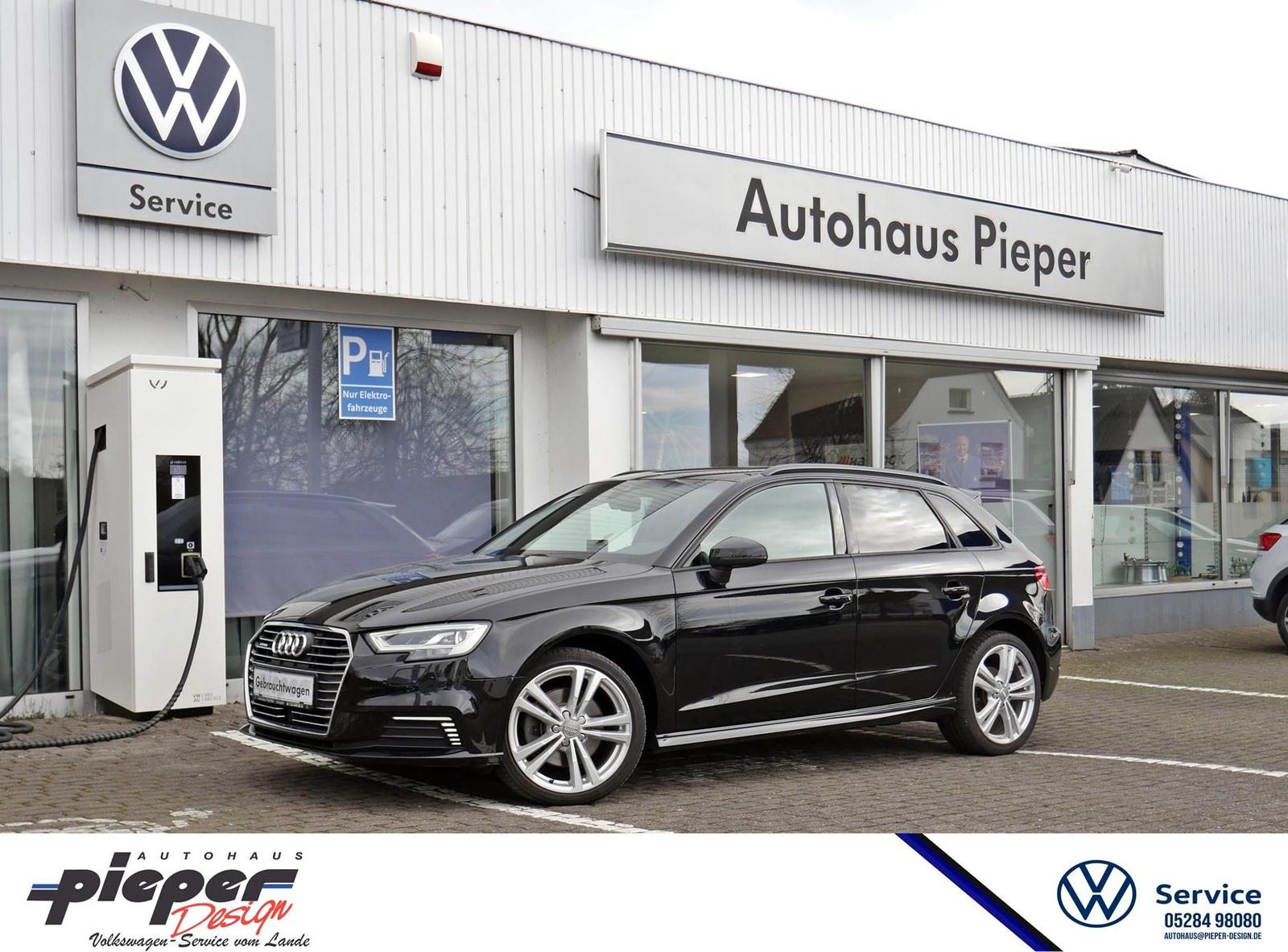 Audi A3 Sportback 40 E-tron S-Line MATRIX Alcantara