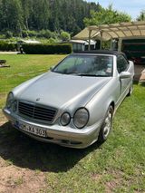 Mercedes-Benz CLK 200 Cabrio  - Mercedes-Benz 200: Clk
