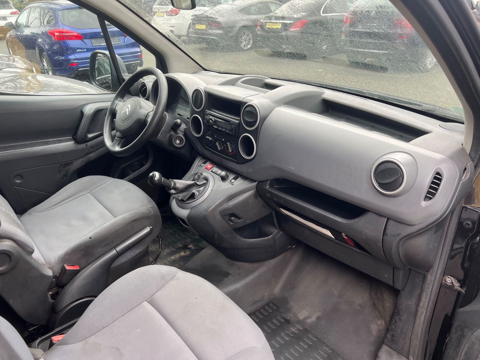 Fahrzeugabbildung Citroën Berlingo Kasten Niveau A L1 * 1.HAND *