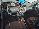 Ford Focus 1,6 Viva Autom. Viva - Ford Focus aus 2003: Kombi