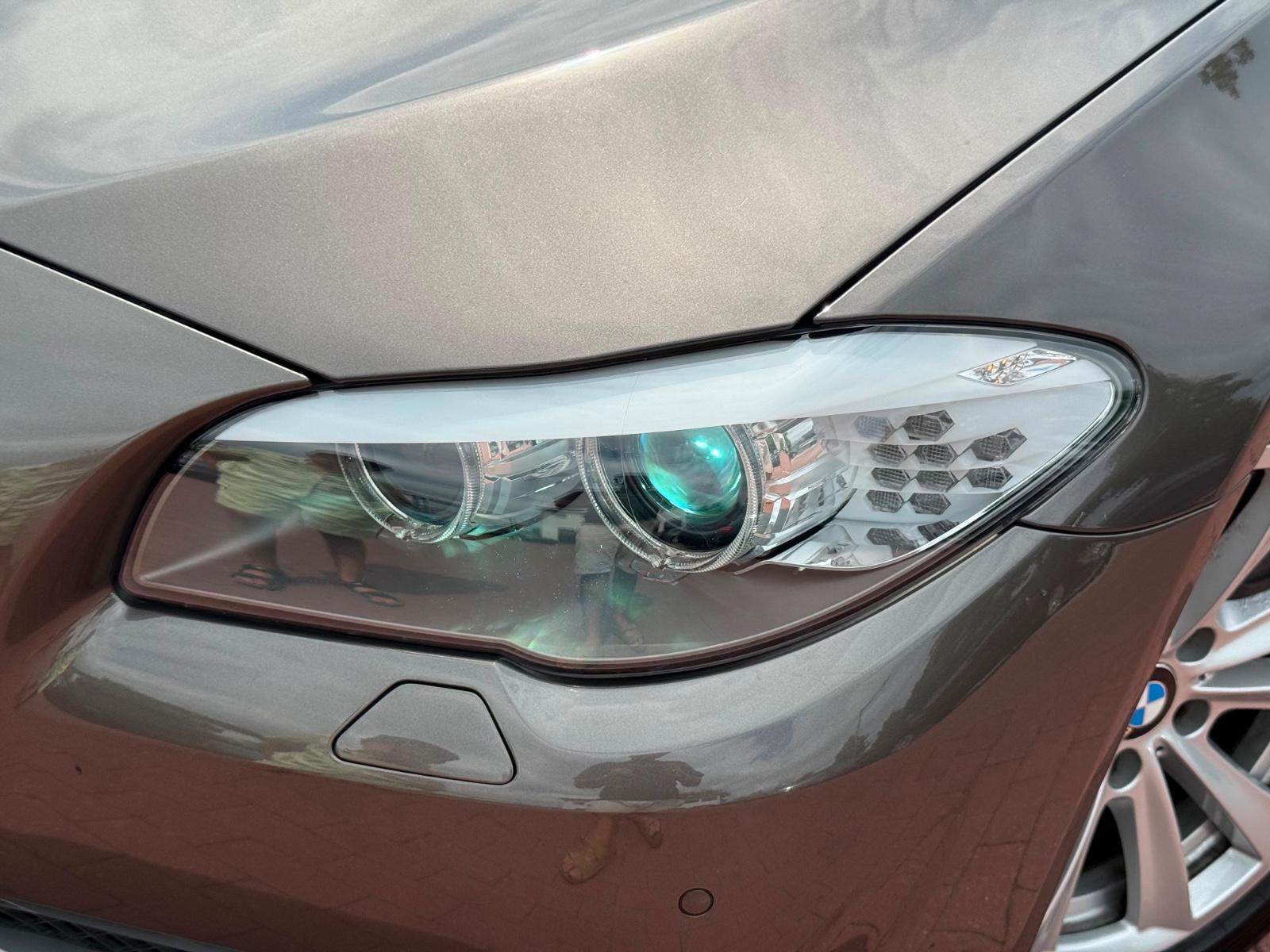 BMW 520i Limousine 1HA*SCHIEBDACH*KAMERA*WENIGKM*TÜV