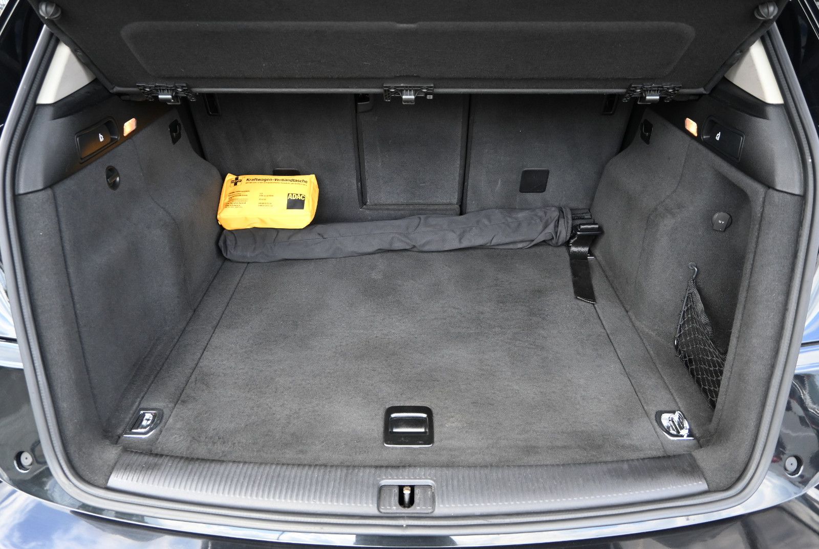 Fahrzeugabbildung Audi Q5 2.0 TDI quattro 6-Gang °STANDHEIZUNG°XENON°