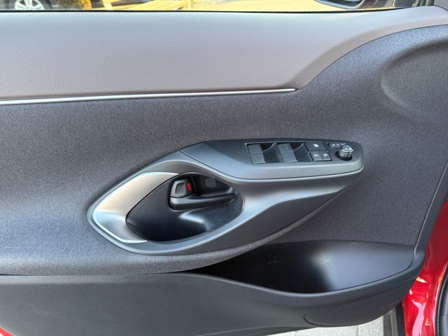 Toyota Yaris Cross Hybrid FWD Elegant