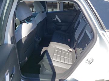 Citroën C4 Max PT130 AT °HUD°Navi°Leder°360°RFK°LED°SHZ°