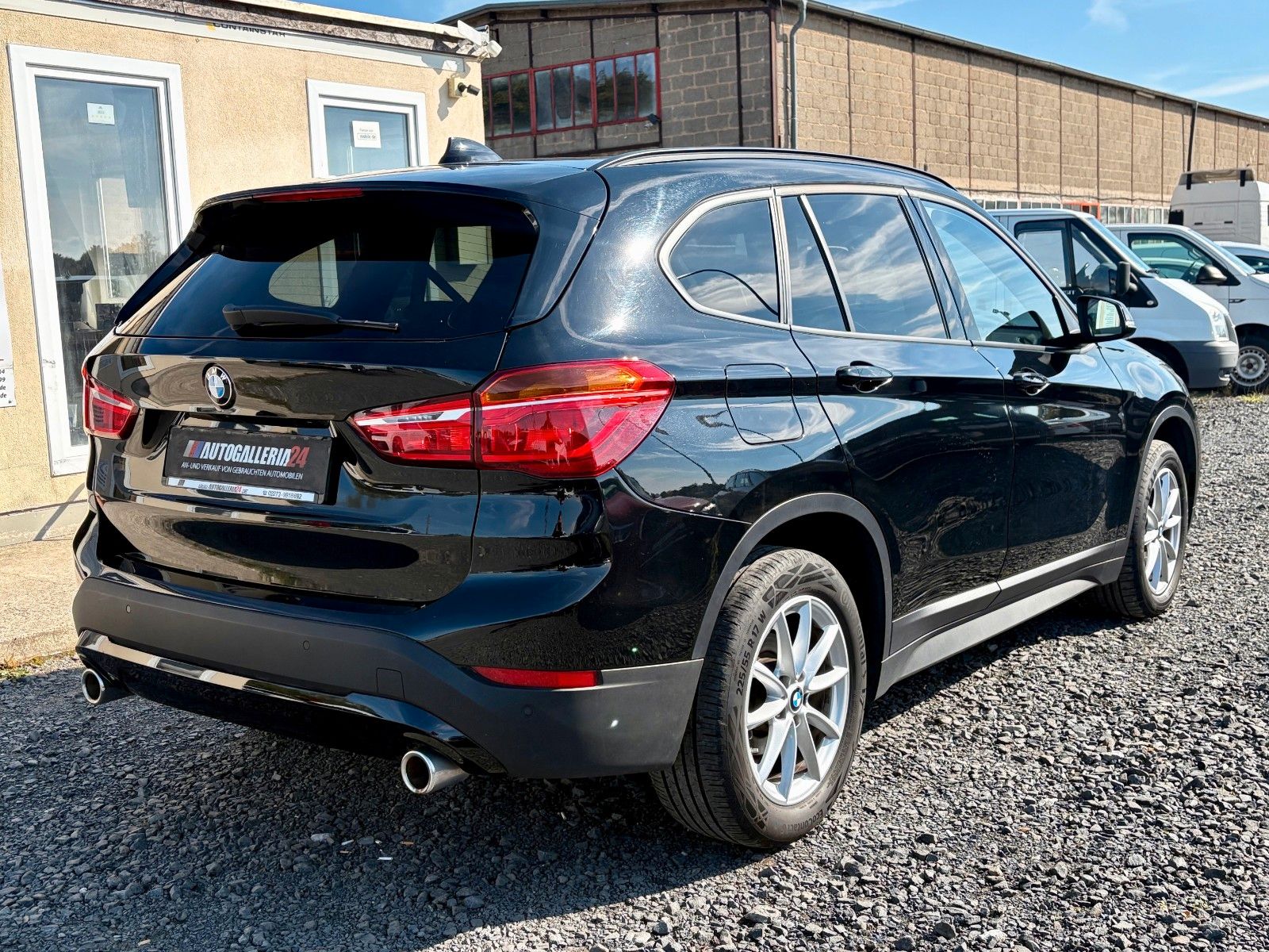 Fahrzeugabbildung BMW X1 sDrive18d Aut. Navi Leder M SPORTLENKRAD 1.HD