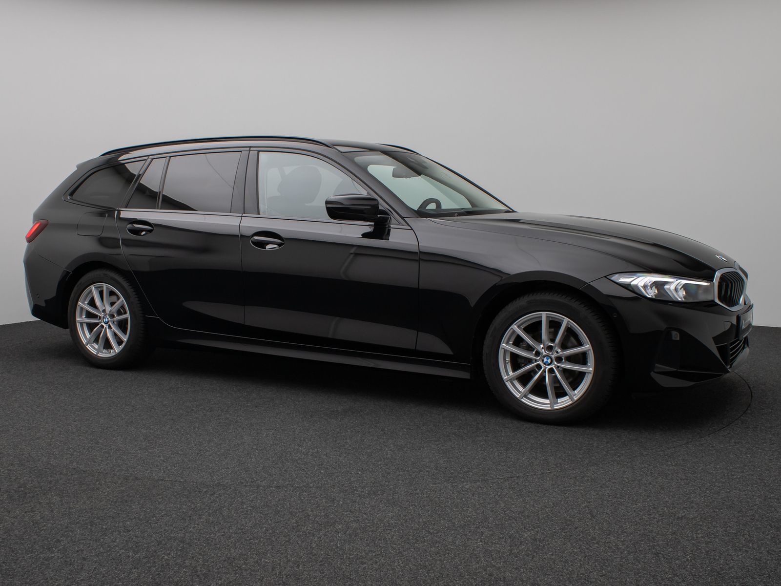 Fahrzeugabbildung BMW 318i Kamera DAB HiFi Widscreen DrivAssist Alarm